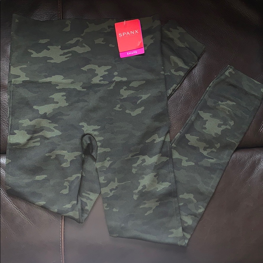Seamless Camo Green Camo
